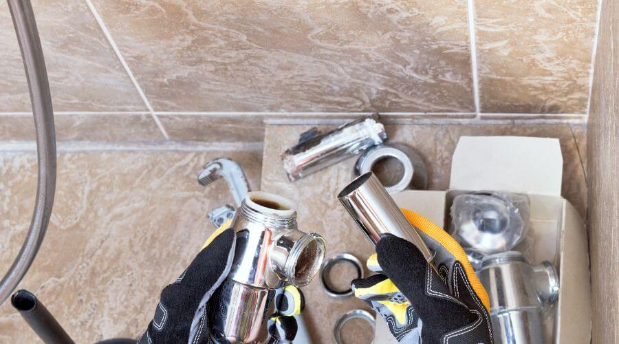 Professional gutter cleaning in New London, NC